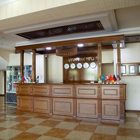 Buyuk Ipak Yo'Li Hotel נמנאגאן מראה חיצוני תמונה