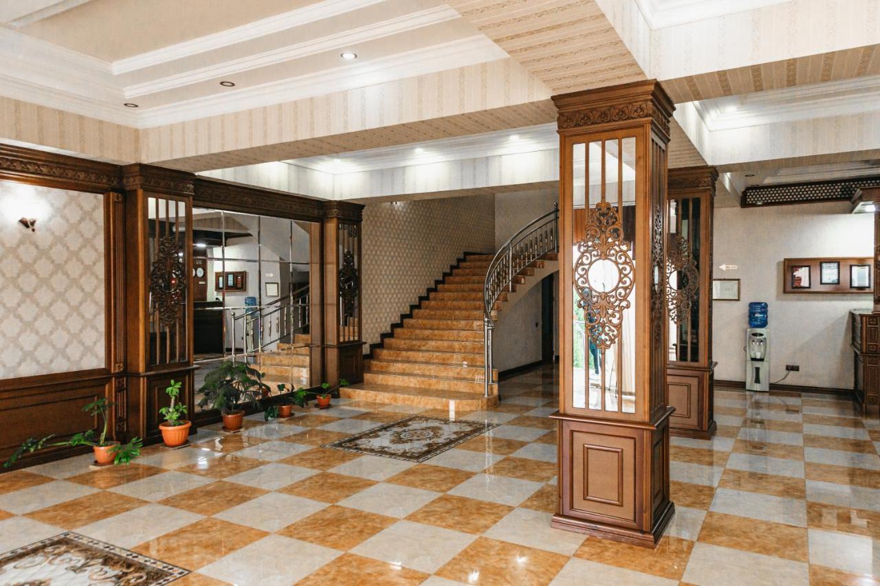 Buyuk Ipak Yo'Li Hotel נמנאגאן מראה חיצוני תמונה