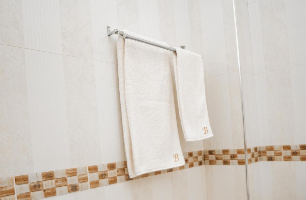 Buyuk Ipak Yo'Li Hotel נמנאגאן מראה חיצוני תמונה