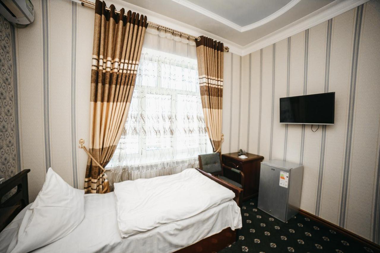 Buyuk Ipak Yo'Li Hotel נמנאגאן מראה חיצוני תמונה