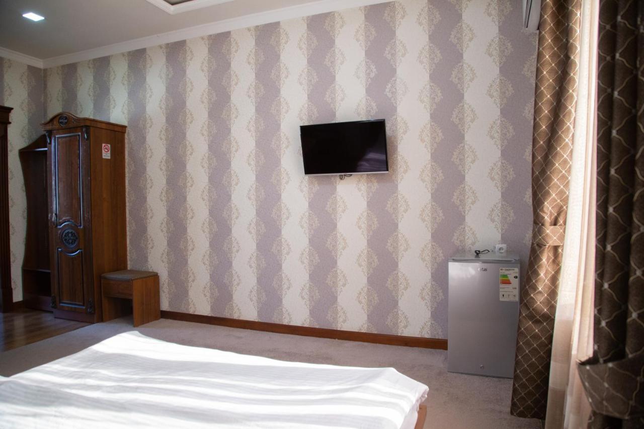 Buyuk Ipak Yo'Li Hotel נמנאגאן מראה חיצוני תמונה